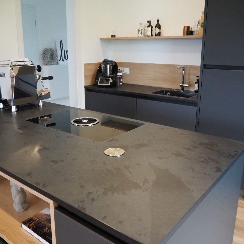 kueche-naturstein